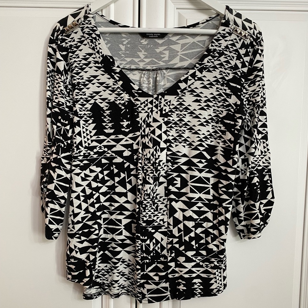Brody Myles Collection Women’s Size Medium Black White V Neck Blouse 3/4 Sleeve